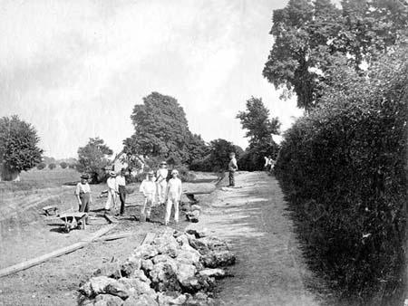 Ruskin Road by Henry Taunt